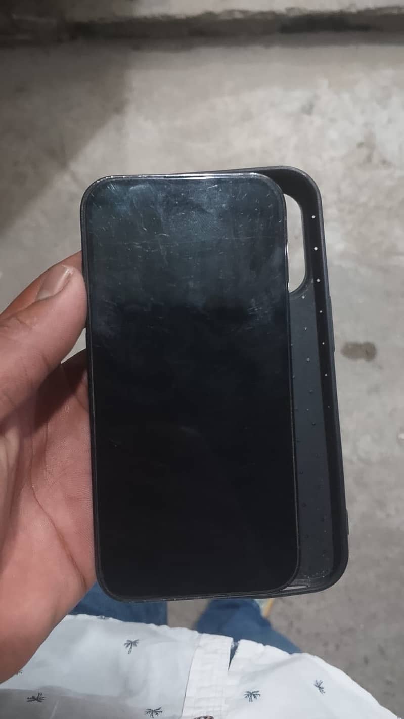 Apple iPhone 14 Pro 1