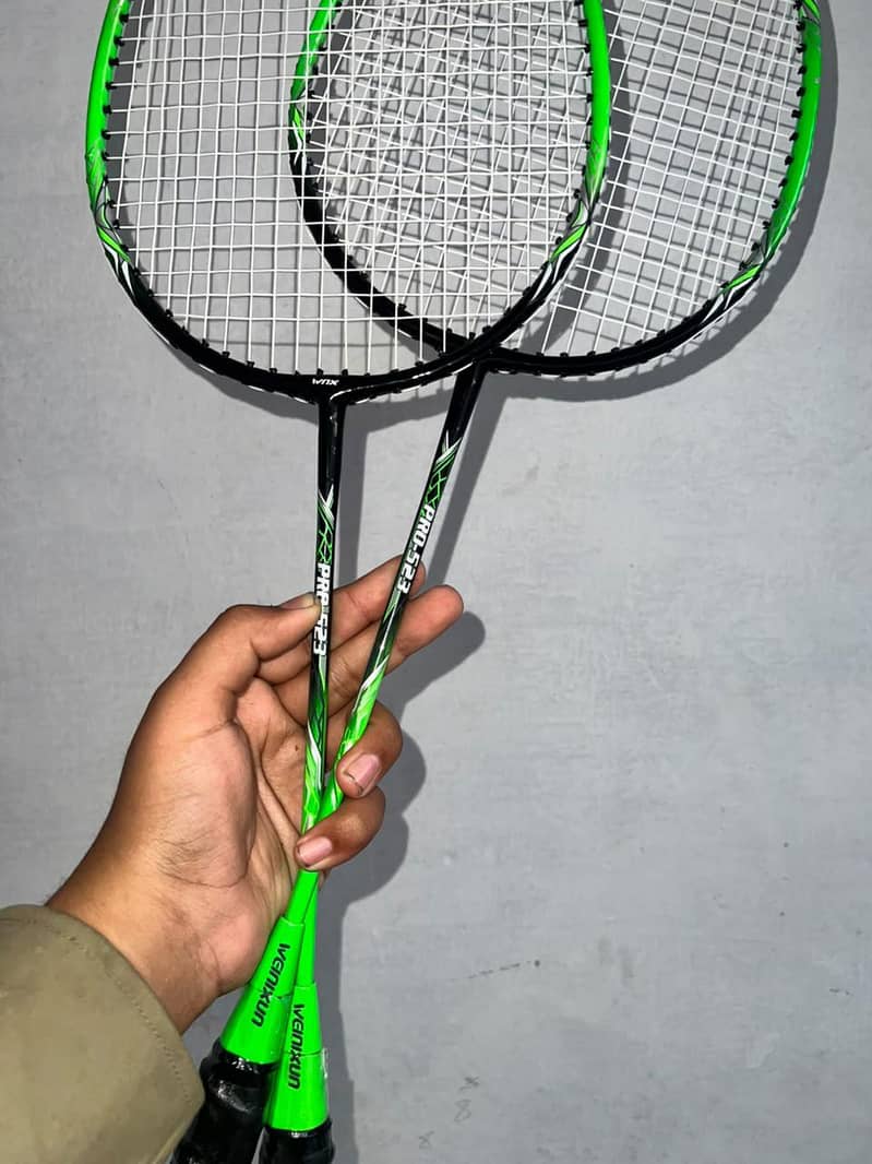 HIGH-QUALITY RACKET 1