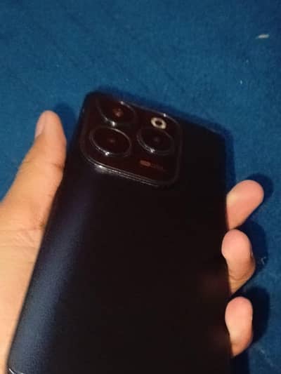 Infinix Hot 40