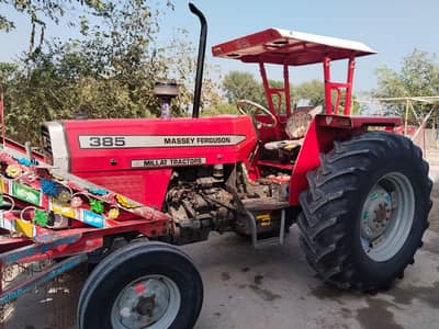 Massey Ferguson 385