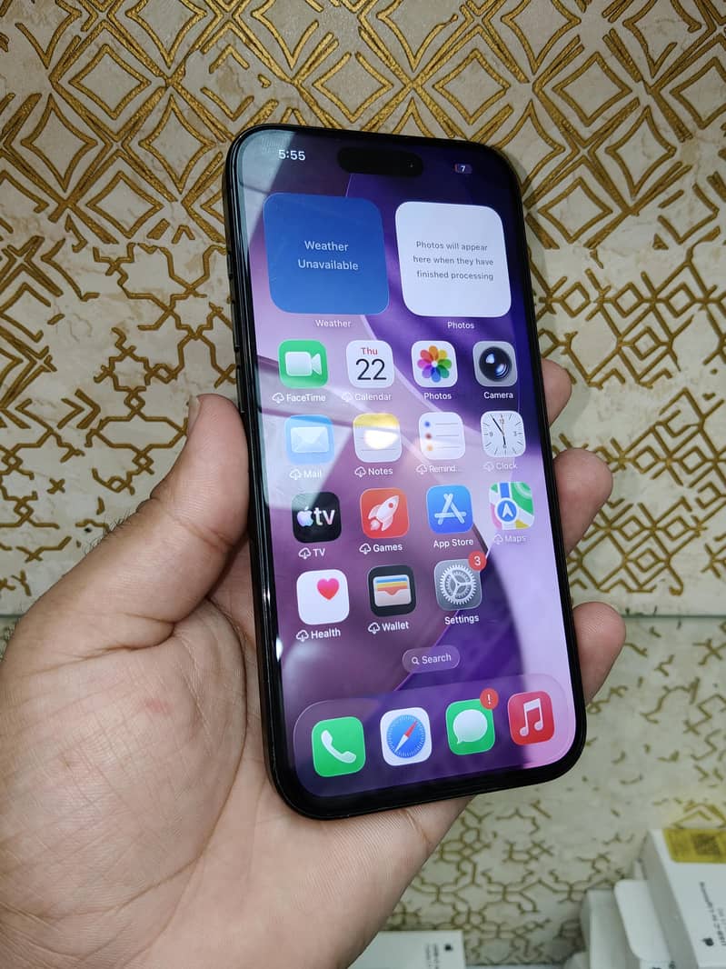 Apple iPhone 15 Pro 2