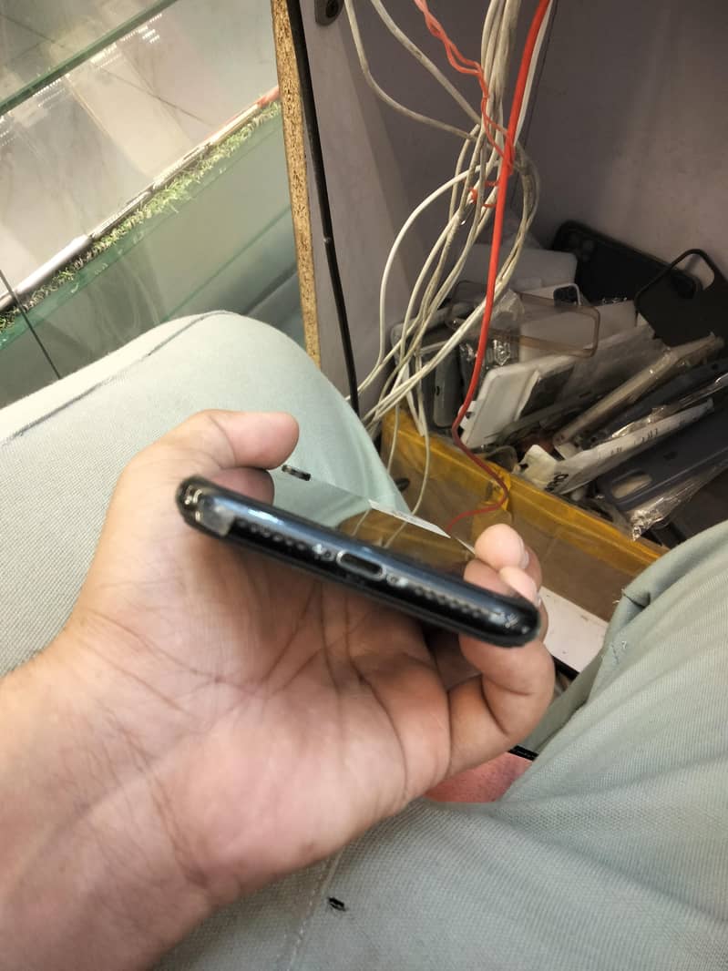 Apple iPhone XR 3
