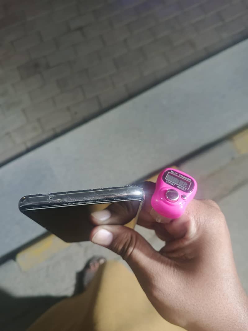OPPO Reno 4