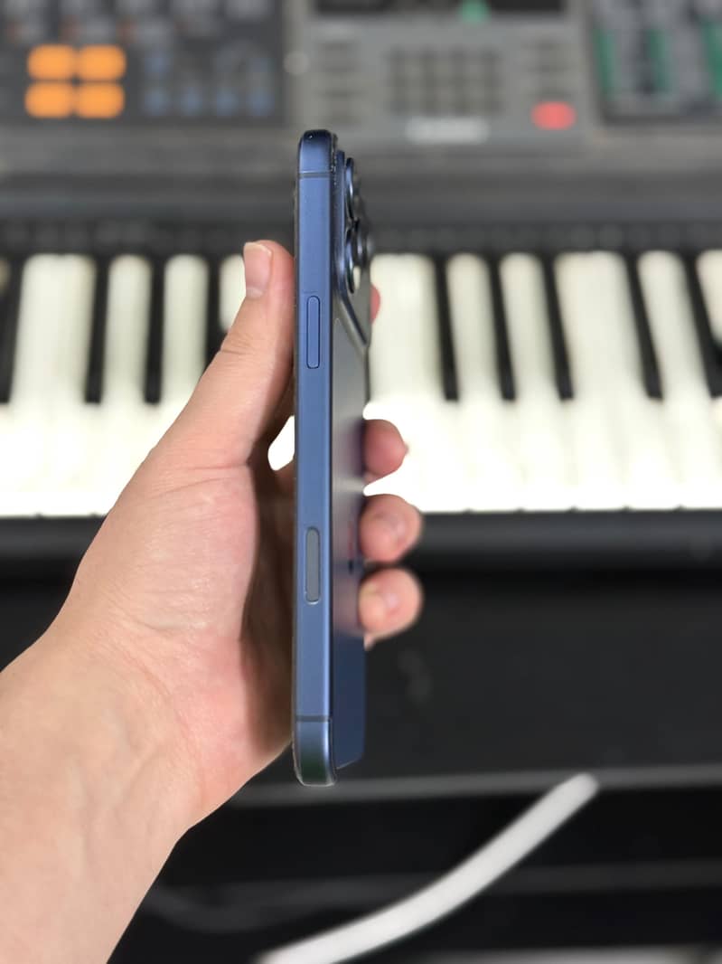 Apple iPhone 17 Pro Max nonpta 6