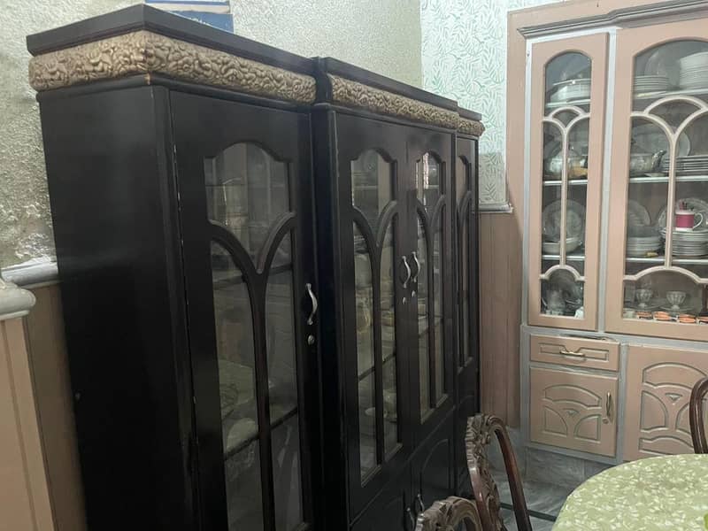 Crockery showcase 3