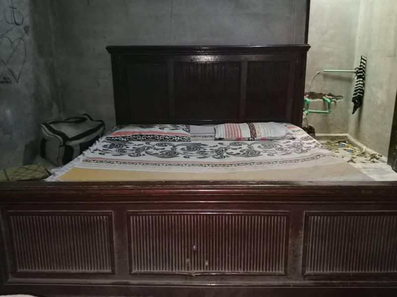 Bed Cupboard 1