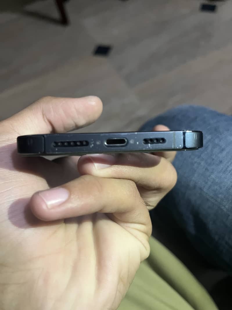 Apple iPhone 12 Pro Max 2