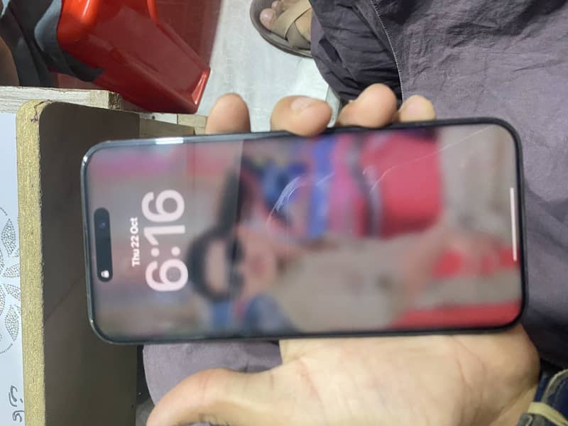 Apple iPhone 15 Pro Max 4