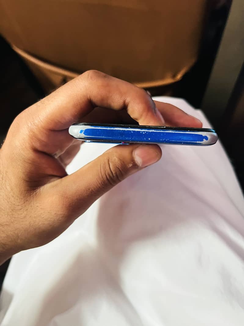 OPPO A54 0
