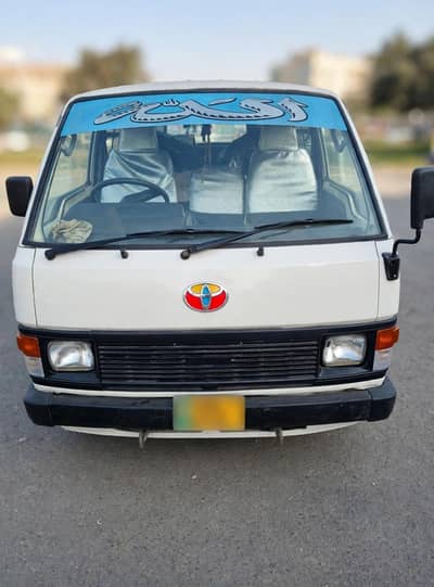 Toyota Hiace 89 Model