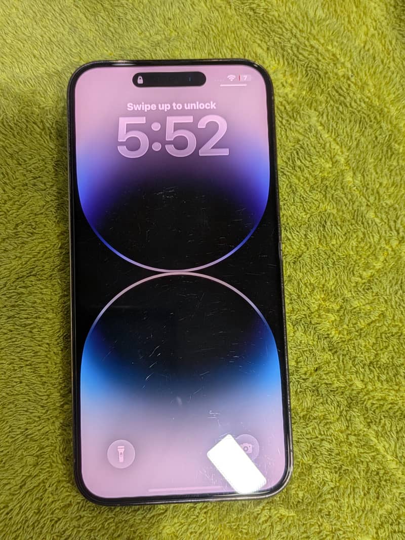 Apple iPhone 14 Pro Max 1