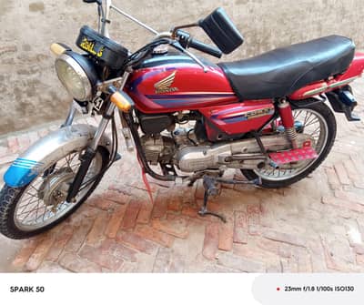 PRIDOR FOR SALE . 100cc bike for sale Good condition