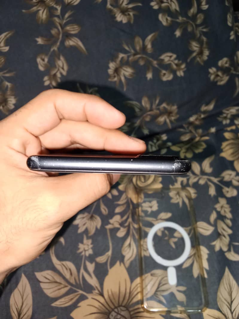 Apple iPhone 7 Plus 4