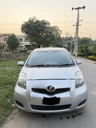 Toyota Vitz 2010