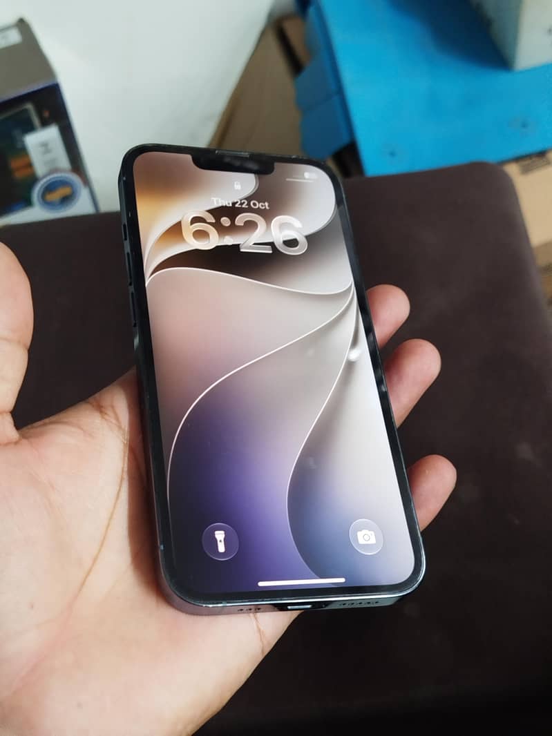 Apple iPhone 13 Pro 1