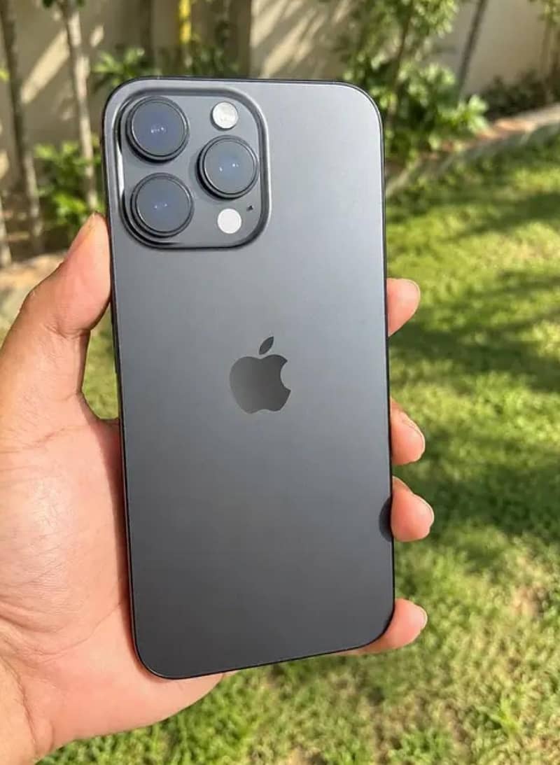 Apple iPhone 16 Pro Max 0