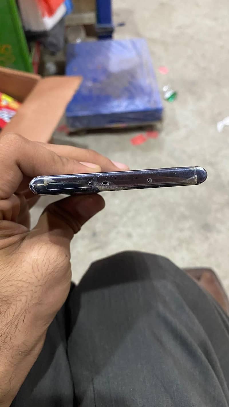 Samsung Mobile Note 10 Plus 3
