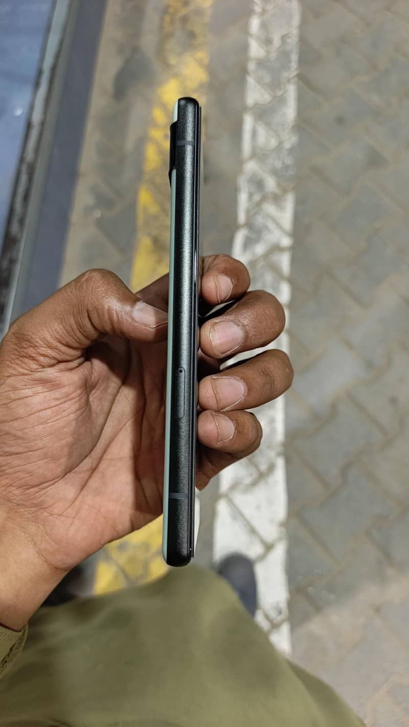 Google Pixel 6a 3