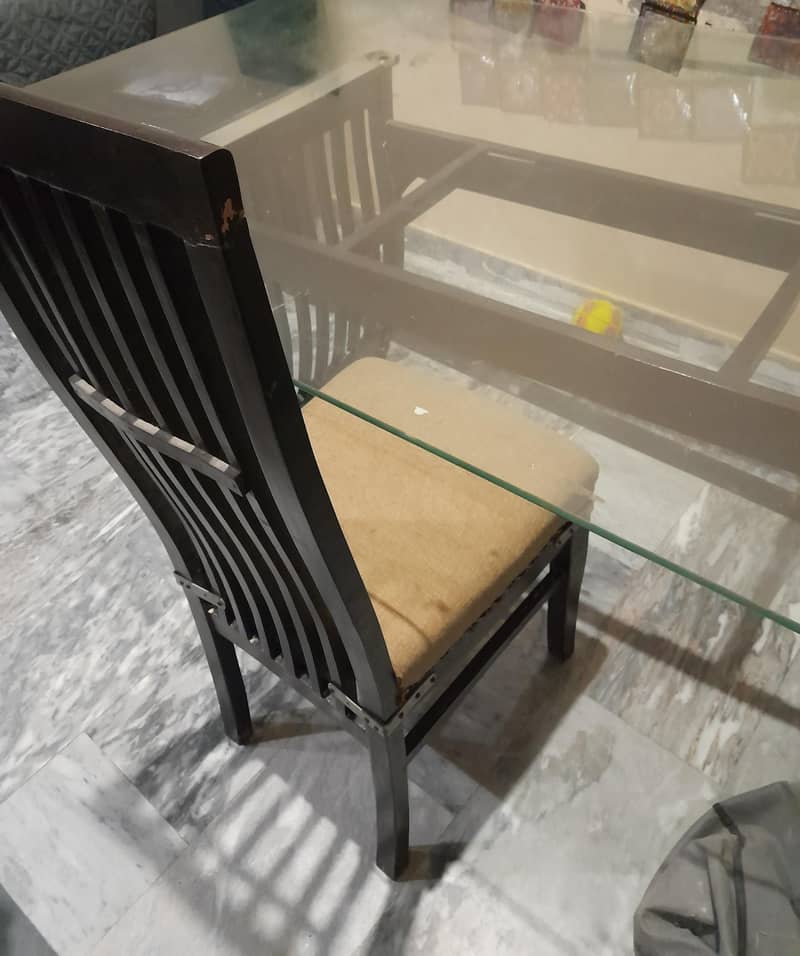 Dining table with 6 chairs 0