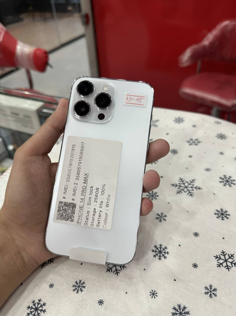 Apple iPhone 14 Pro Max 1