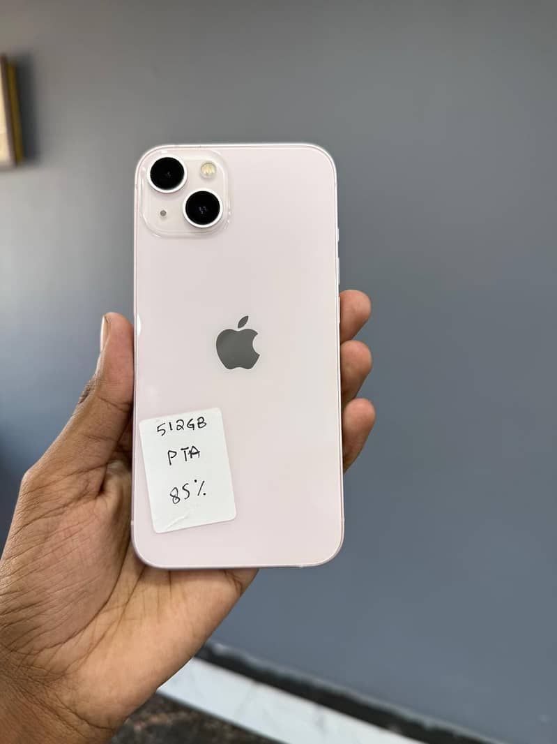 Apple iPhone 13 0