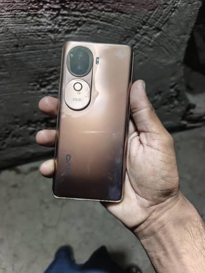 Vivo V40e