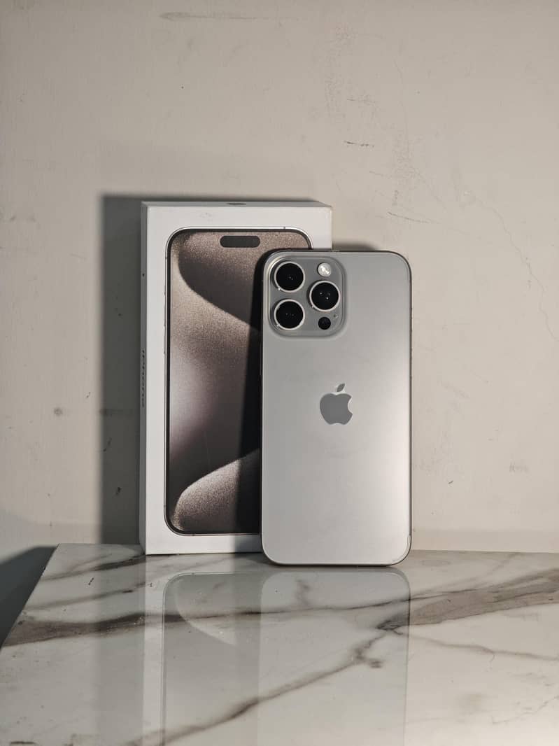 Apple iPhone 15 Pro Max 1