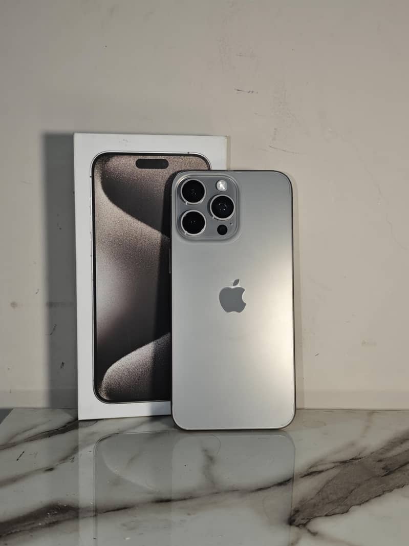 Apple iPhone 15 Pro Max 2