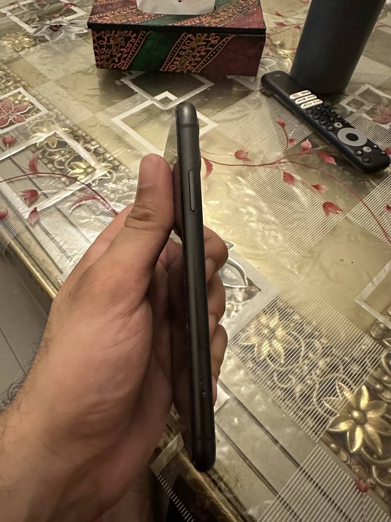 IPhone 11 64GB 5