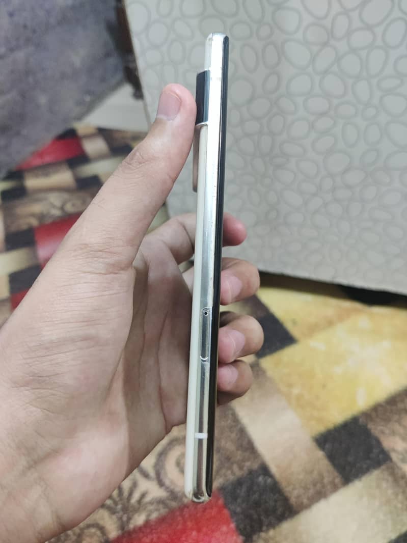 Google Pixel 6 Pro 2
