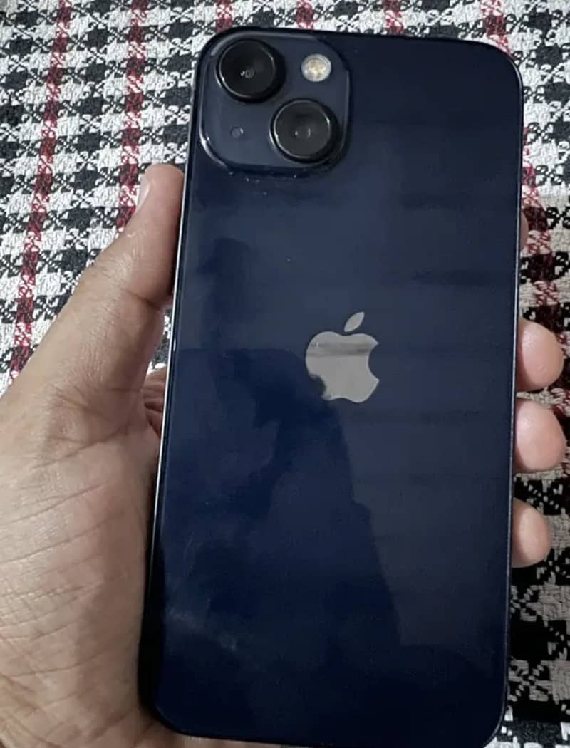 Apple iPhone 13 1