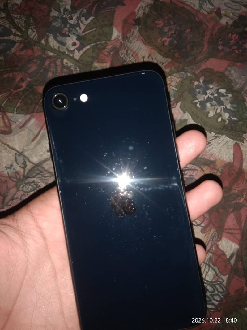 Apple iPhone SE 23 0