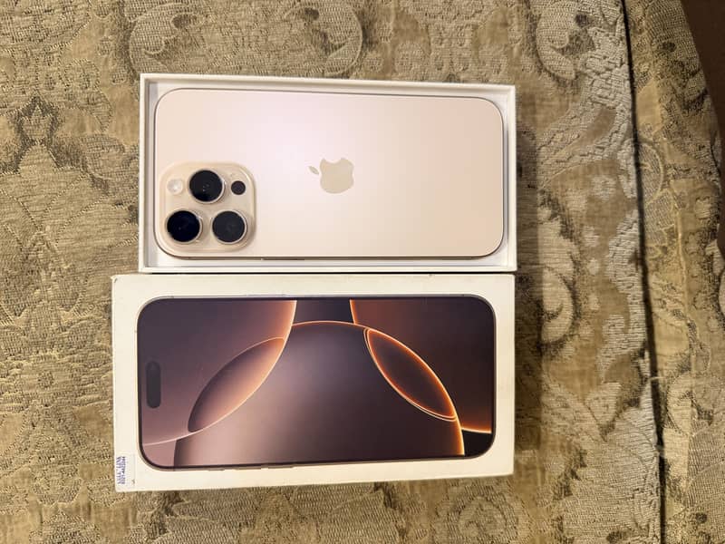 Apple iPhone 16 Pro Max 1