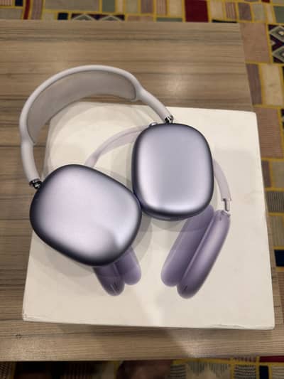 Airpods max latest in blue color slightly used orginal with box