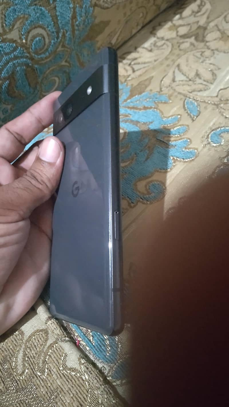 Google Pixel 7a 1