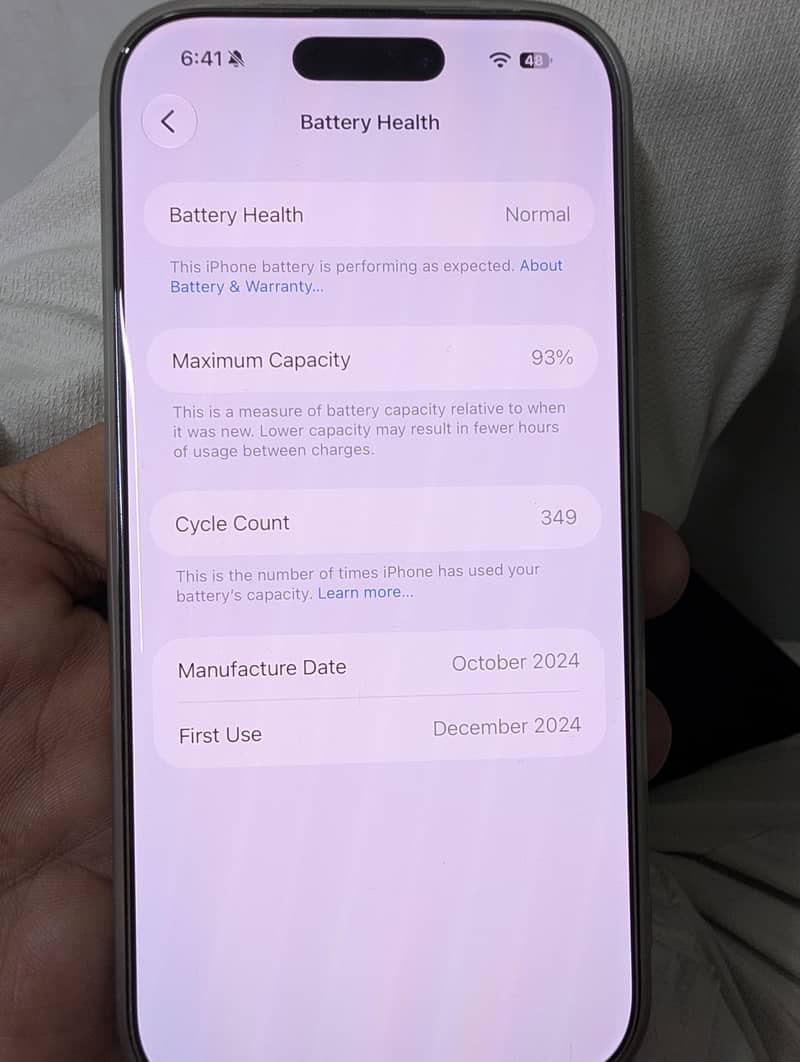 Apple iPhone 16 Pro 1
