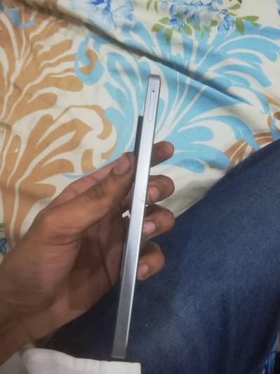 Samsung Mobile A17