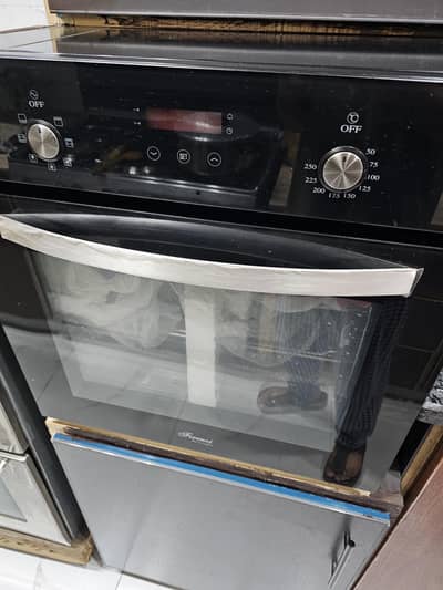 Firenzi 57B Built-In Oven 70 liter
