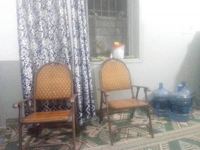 folding iron chairs