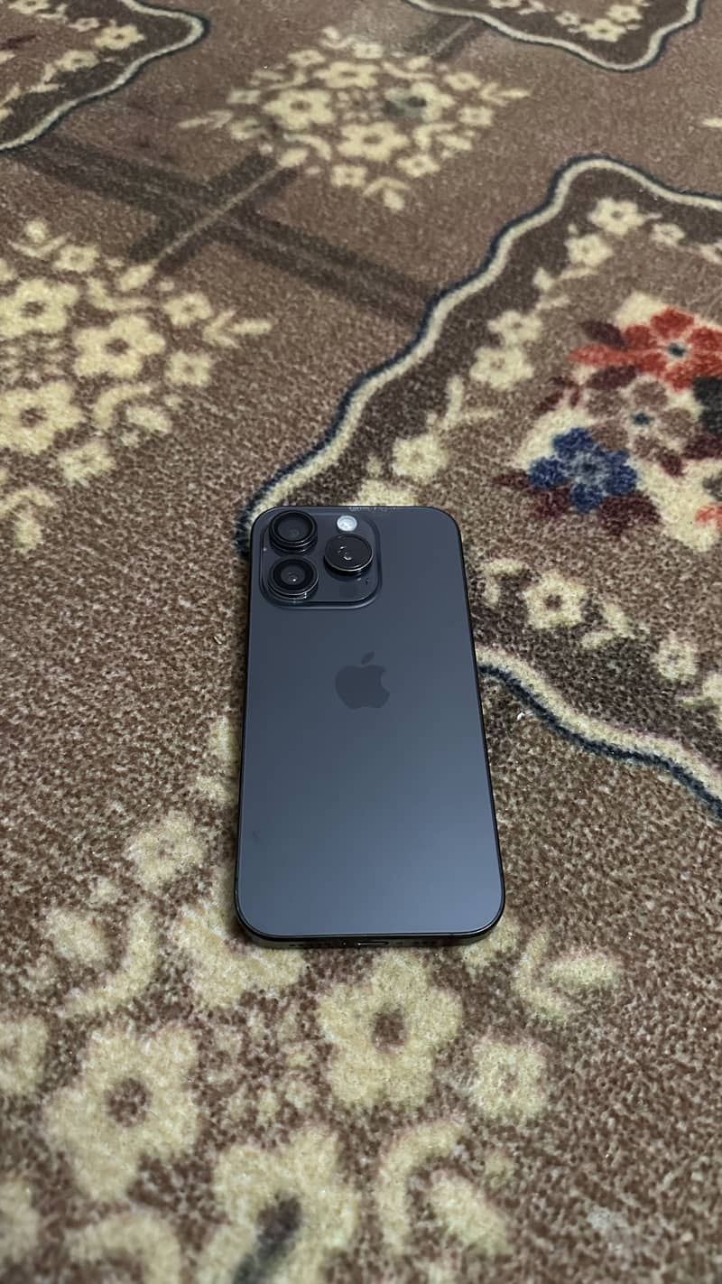 Iphone 15 pro 0