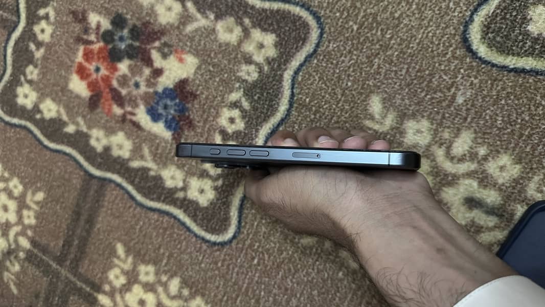 Iphone 15 pro 3