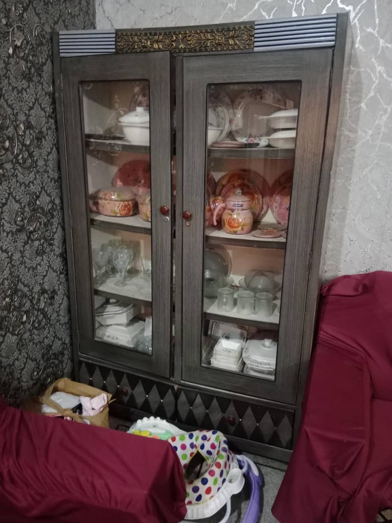 Bed, Dressing, Showcase 2