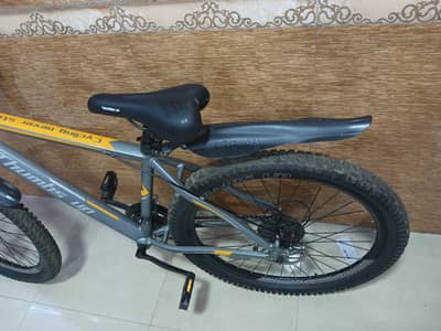 "26" inch Thums up cycle light used |urgent sale| 10\10 condition