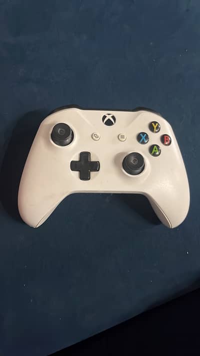 Xbox one s  (non jail break)