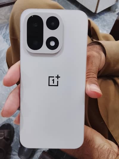One Plus 15