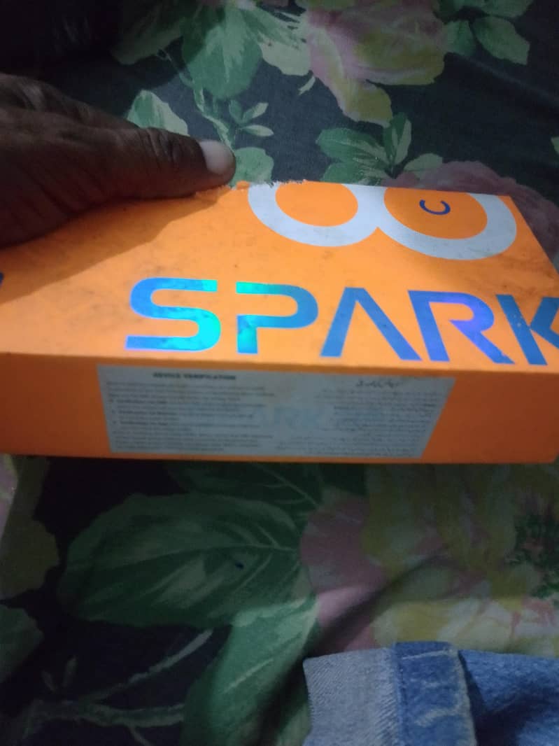 Tecno Spark 8C 5