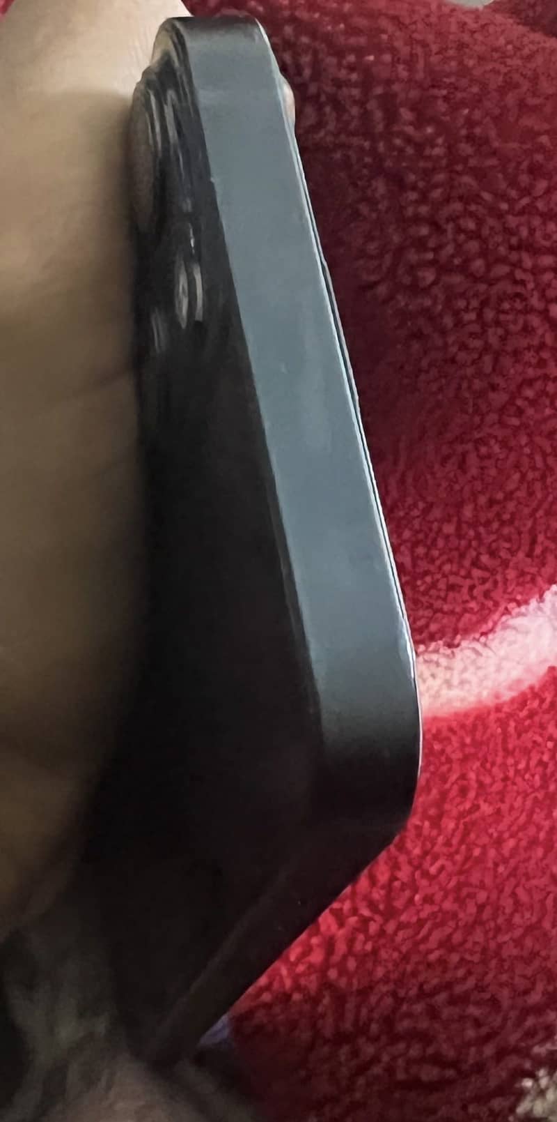 Apple iPhone 13 4