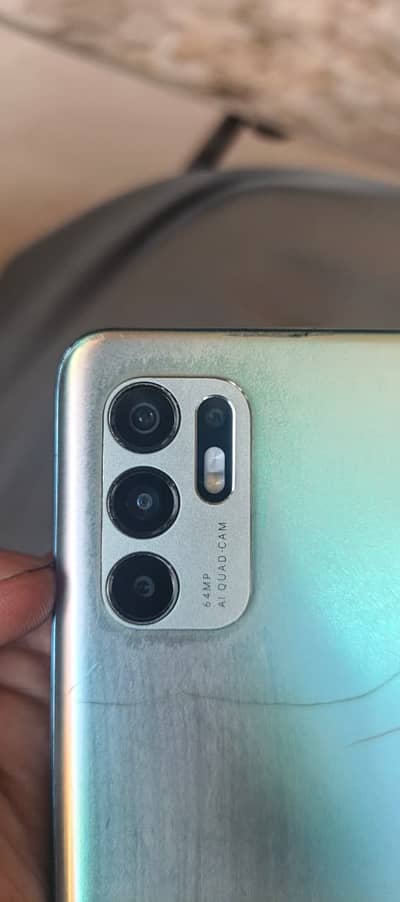  OPPO Reno 6 8/128GB FOR SALE 