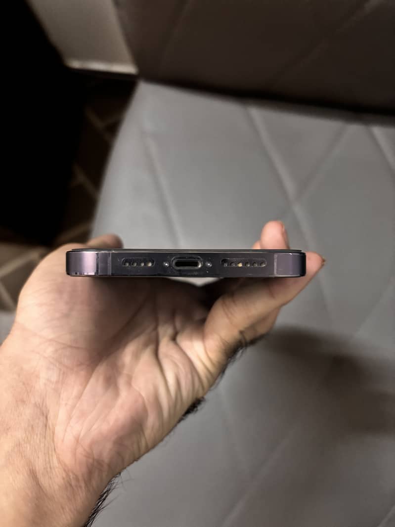 Apple iPhone 14 Pro Max 4