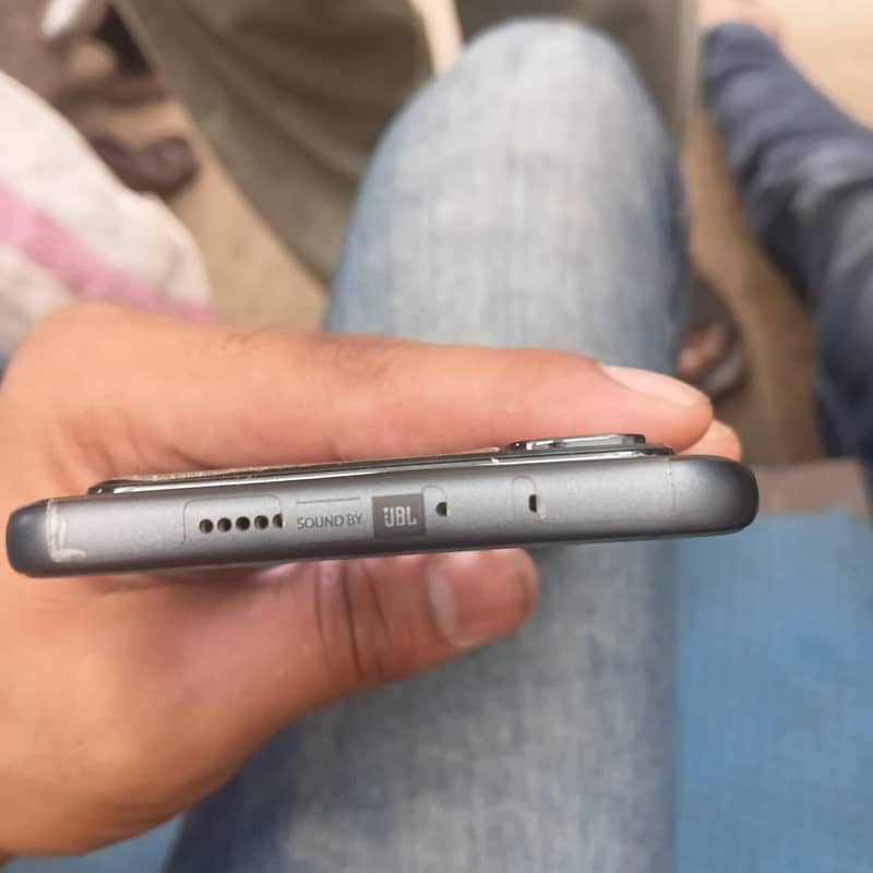 Infinix Note Edge 5g 2